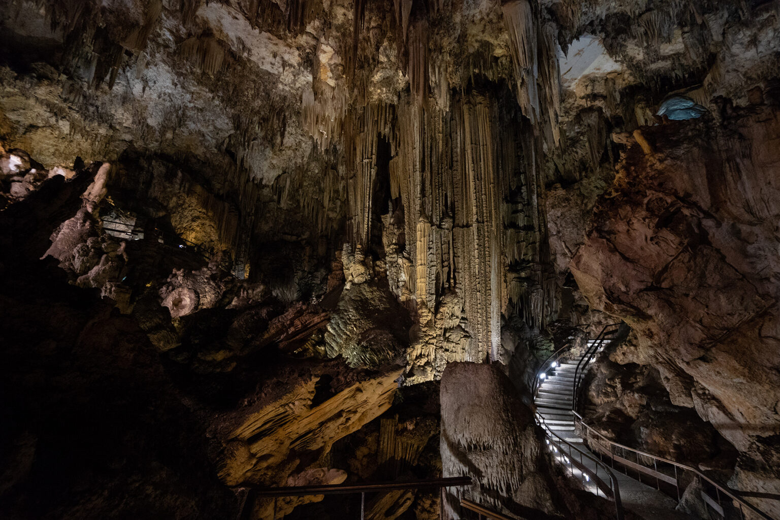 3 Cueva de Nerja